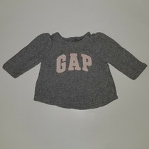 Baby Gap Gray Top Spellout Pink Stitching Ruffle Shoulder Girl Infant 3-... - $13.81