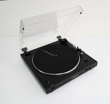 Audio-Technica ATLP60XBT Bluetooth Stereo Turntable - Black image 3