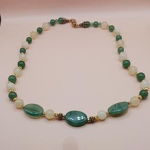 Vintage Green and White Glass Beads Necklace, magnetic clasp - £44.85 GBP