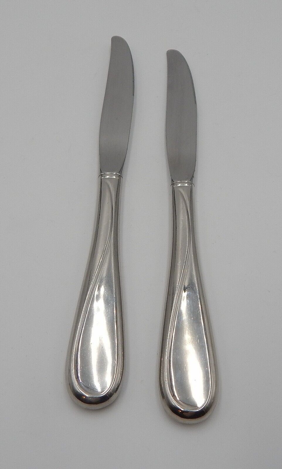 Primary image for Oneida Flight Reliance Dinner Knives Stainless USA 9 Inch Set of 2