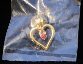 Genuine Ruby Gold Tone Heart Lapel Tack Pin Harriet Carter - £7.91 GBP