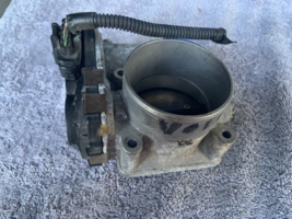 Volvo Throttle Body Without Turbo Fits 03-04 VOLVO S60 V70 8677796 020820 - £41.77 GBP