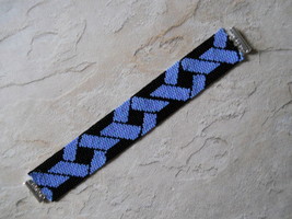 Bracelet: Periwinkle &amp; Black &quot;Entwined Ribbons&quot;, Peyote Stitch, Tube Clasp - $39.00