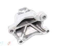 16-17 LEXUS IS200T RIGHT RH PASSENGER SIDE ENGINE MOUNT BRACKET Q8290 image 5