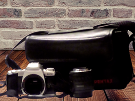 pentax camera zx-50 with camera bag and Pentax 35-80mm f4-5.6 lens F SMC Pentax- - £40.03 GBP