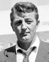 Robert Mitchum with tie loosened late 1950&#39;s portrait 24x36 poster - £23.44 GBP