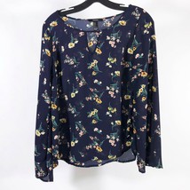 Forever 21 Women&#39;s Navy Floral Flare Sleeve Blouse Wms Size Small - $13.91