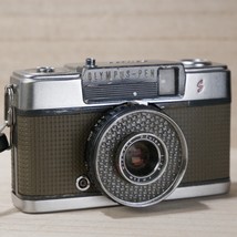 Olympus PEN EE Film Camera Vintage Made in Japan Broken AS IS - £17.90 GBP