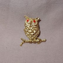 Vintage Owl on Branch Pin Brooch Metal Silver Tone Red Eyes Costume - £13.37 GBP