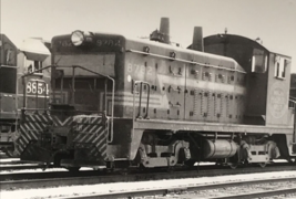 Indiana Harbor Belt Railroad IHB #8782 EMD NW-2 Switcher Locomotive Photo - £9.58 GBP