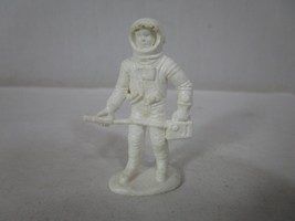 Tim Mee Galaxy Laser Space Team Astronaut Figure with Geiger counter 2 inch - $4.94