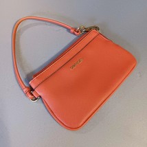 Womens Calvin Klein Wristlet Clutch Wallet Orange Zip Top - $272.80 MXN