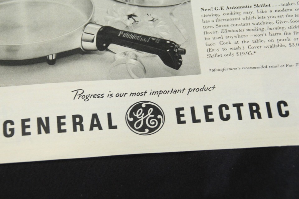 General Electric GE Vintage Print Ad 1955 Double Page Kitchen Appliances Item image 2