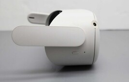 Meta Quest 2 128GB Advanced All-In-One VR Headset Only image 4