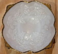 Vintage Anchor Hocking White Milk Glass Gold Rim Grape Fruit Bowl Circa 1950 - £30.57 GBP