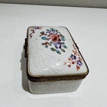 French Trinket Box Porcelain Floral Decoration Made In France with Lid A... - €15,35 EUR