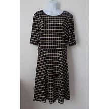 Connected Apparel Women size 8 Black Plaid Knit Midi Dress Fit Flare Half Sleeve - £12.50 GBP