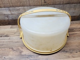 Vintage TUPPERWARE 13&quot; Harvest Gold Cake Keeper Carrier Lid &amp; Strap - SH... - £21.50 GBP