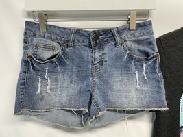 No Boundaries Distressed Denim Blue Jean Cut Off Shorts Juniors Size 5 - £16.96 GBP