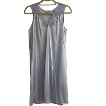 Vintage Vanity Fair Small Blue Nightgown With Lace Yoke - €18,26 EUR