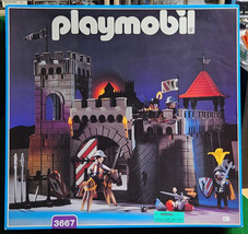 NEW!  SEALED!  Vintage Playmobil 3667 Medieval Castle Set - nr Perfect (1993) - $312.51