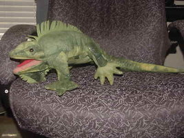 30&quot; Iguana Lizard Puppet Plush Toy By Folktails Folkmanis - £47.73 GBP