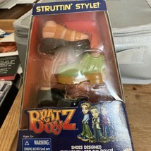 NEW Bratz Boyz Struttin Style Shoes Doll Accessories 2003 Sealed Flames - $8.60