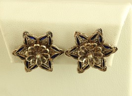 Vtg sterling Silver Flower 3D Open Cut Filigree Enamel pearl Screwback Earrings - £27.68 GBP