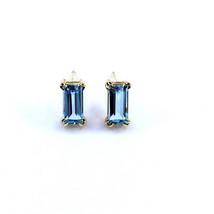 Exquisite Women&#39;s Stud Earrings Natural Baguette Blue Topaz on 14k Yellow Gold - $431.10