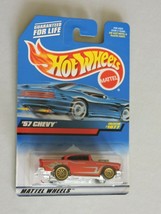 Hot Wheels 1957 Chevy Toy Car Diecast 1998 Collector #1077 Red Gray Flames Card - £2.34 GBP