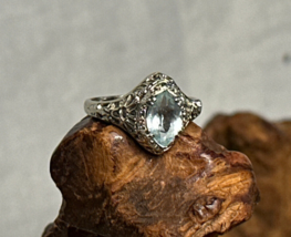 Vtg 14K White Gold Baby Blue Color Stone Ring Sz 5 Jewelry 1.92g - £134.09 GBP