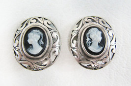 Lovely Vintage 925 Sterling Silver Jezlaine Cameo Clip On Earrings - £40.18 GBP