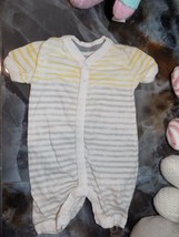 Burt&#39;s Bees Baby 100% Organic Cotton One-Piece Gray Yellow Romper Size 0... - £15.50 GBP