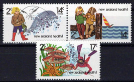 New Zealand B107a-B108 MNH Semi-Postal Children Fishing ZAYIX 0424S0235 - £1.20 GBP