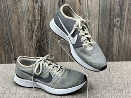 Nike Women&#39;s 8 Dualtone Racer Sneakers Shoes Lace Up Gray 917682-004 - $23.75