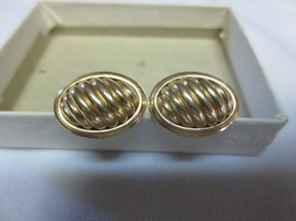 Vintage Krementz Gold Tone Swirl Cuff Links Amber Lucite Color Tips - £11.79 GBP