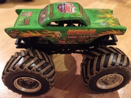 HOT WHEELS Monster Jam Truck AVENGER Mud Tires 1:64 scale - £10.51 GBP