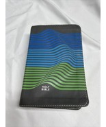 2011 Zonderbcan New International Version Holy Bible KG JD - $16.28 CAD
