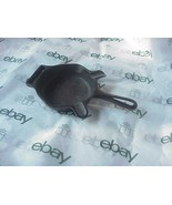 Vintage GRISWOLD Mini Cast Iron Skillet Ashtray #00-570 w/ MATCH HOLDER ... - $782.01 MXN