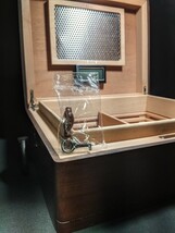Brizard and Co. - The "Hacienda Model  60 / 70 ct Measures 14" L x 12" W x 5" H image 10