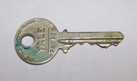 VINTAGE YALE PADLOCK KEY 24B128 24B-128 LOCK - £4.65 GBP