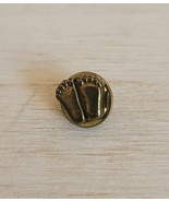 Vintage V. Evers Extra Small Micro Lapel Pin Baby Feet - $27.56 CAD
