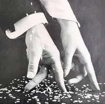 1963 Yellow Pages Fingers Do The Walking Advertisement Communication DWII13 - $41.81 CAD