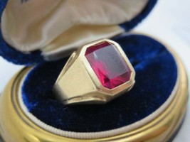 5CT Simulated Pink Ruby Pinky Men&#39;s Engagement Ring 14k Yellow Gold Plated Sil - £131.79 GBP