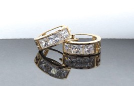 14K Yellow Gold Small Square Princess Huggie Created Diamond Earrings 0.60ct - £56.13 GBP