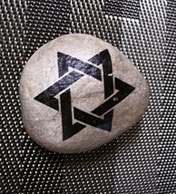 Judaica Jewish Stone Rock Star of David Magen - £10.83 GBP