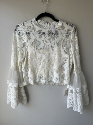 Ivory  Lace Bell-sleeve Crop Top Mango USA Women’s Size Medium - $21.77