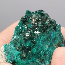Beautiful Green Dioptase crystal specimen, Green Druzy crystals 140 carats - $2,622.94 MXN