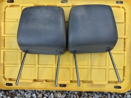 05-09 Ford Mustang Oem Gray Leather Front Left Right Driver Passenger Headrest - £69.69 GBP