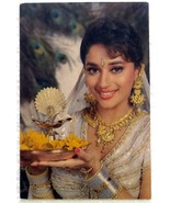 Bollywood Actor Madhuri Dixit Nene Rare Old Post card Postcard - £15.96 GBP